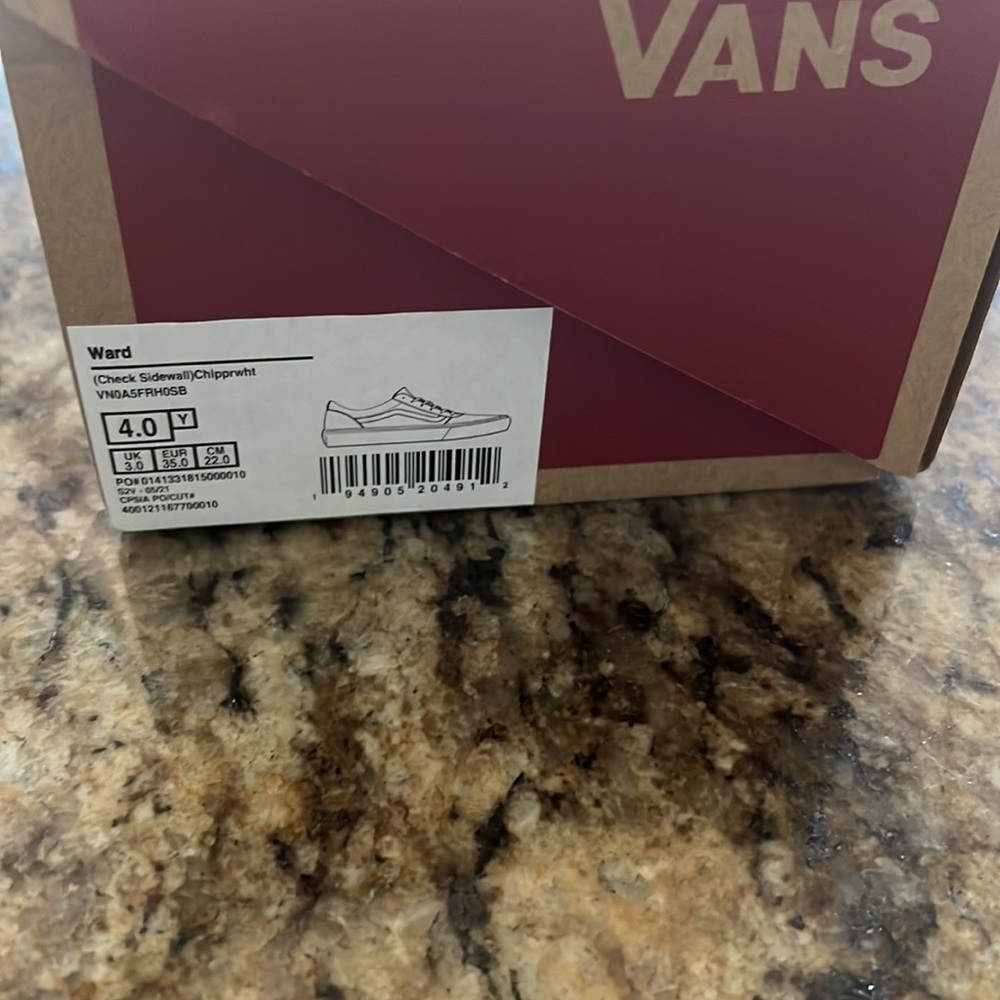Vans (Ward) - Picture 4 of 4